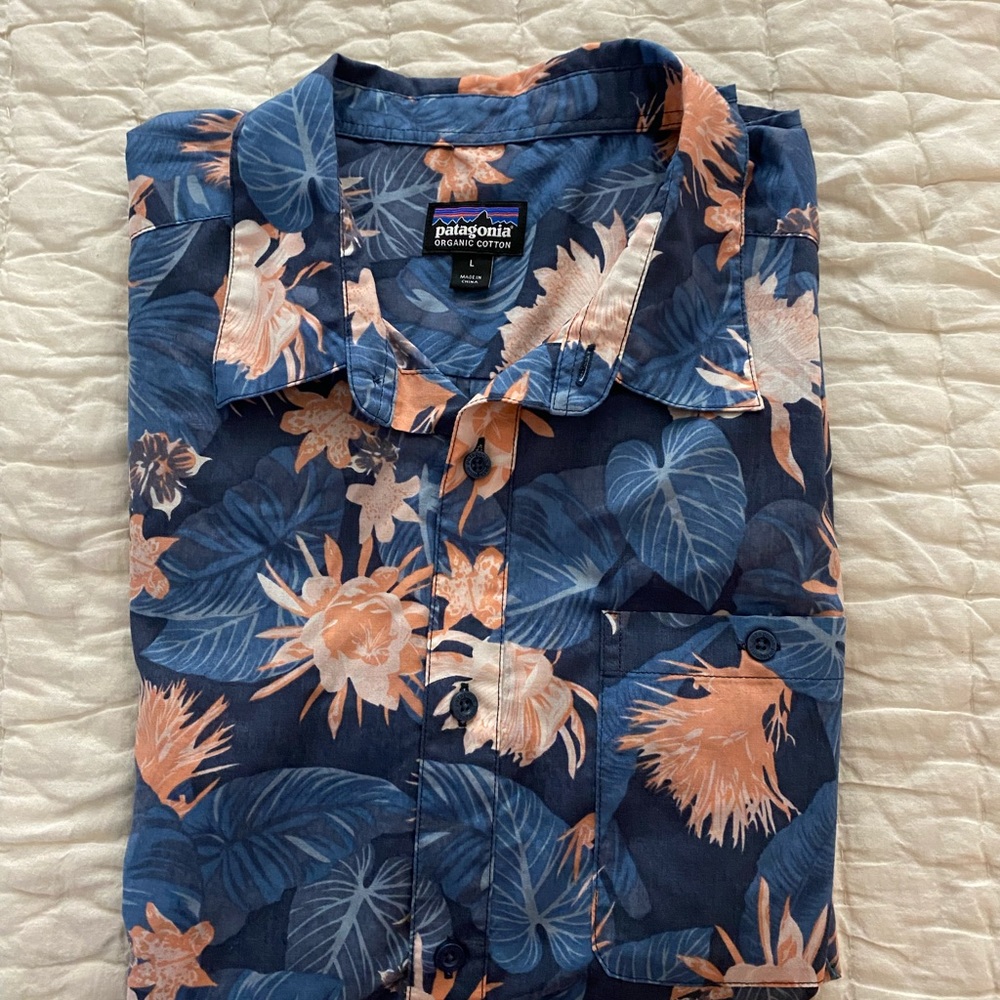 Men’s Patagonia Floral Short Sleeve Button Down